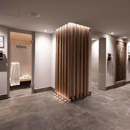 Almesberger فندق