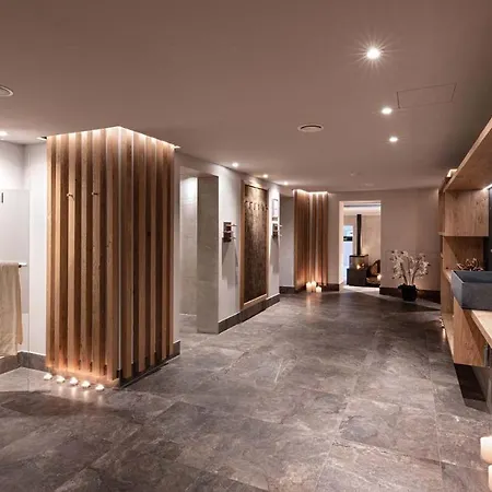 Almesberger فندق