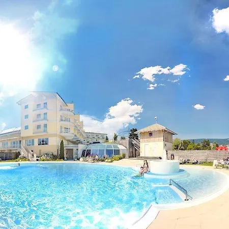 Hotel Almesberger 4*