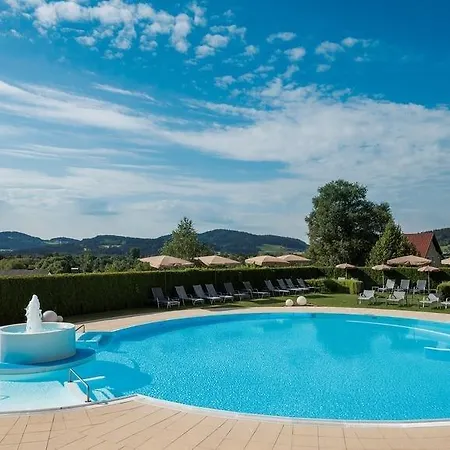 Hotel Almesberger 4*