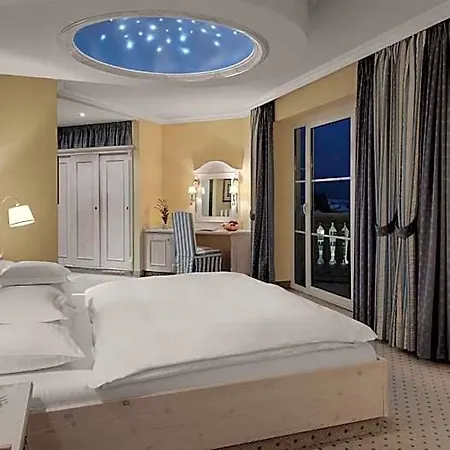 Almesberger Hotel 4*
