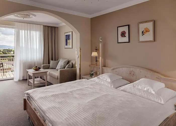 Almesberger 4* 아이겐임무크리스