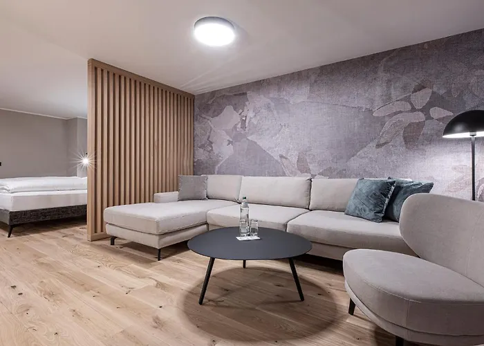 Almesberger 4* 아이겐임무크리스