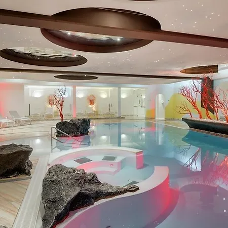 Hotel Almesberger 4*